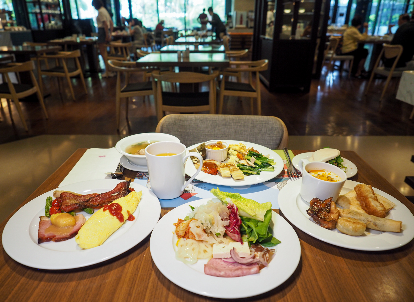 [心得] 台南大員皇冠假日酒店早餐 多種台式早餐
