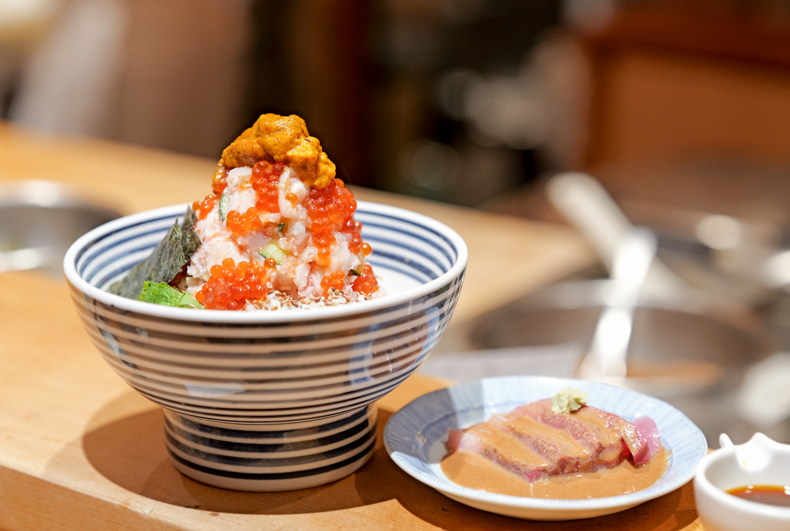 網站近期文章：【東京美食】日本橋海鮮丼つじ半  東京第一名海鮮丼 二吃鯛魚湯泡飯讓人驚豔